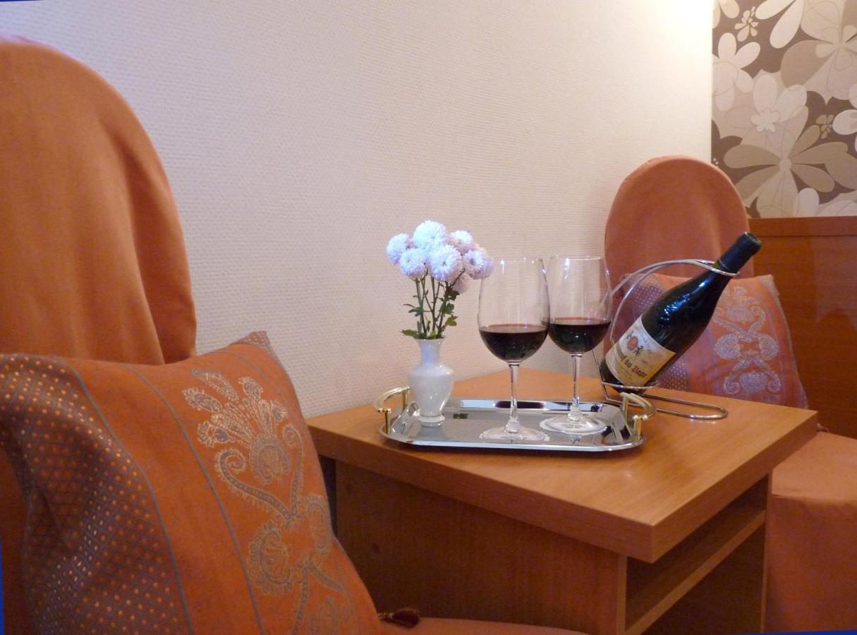 Economy Room In Hotel Eney Lviv Exterior foto