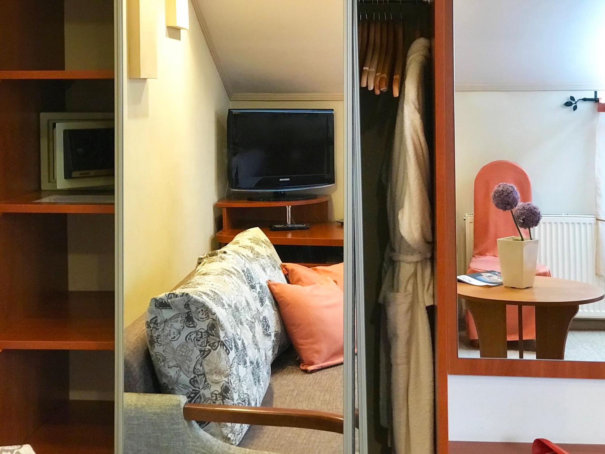 Economy Room In Hotel Eney Lviv Quarto foto